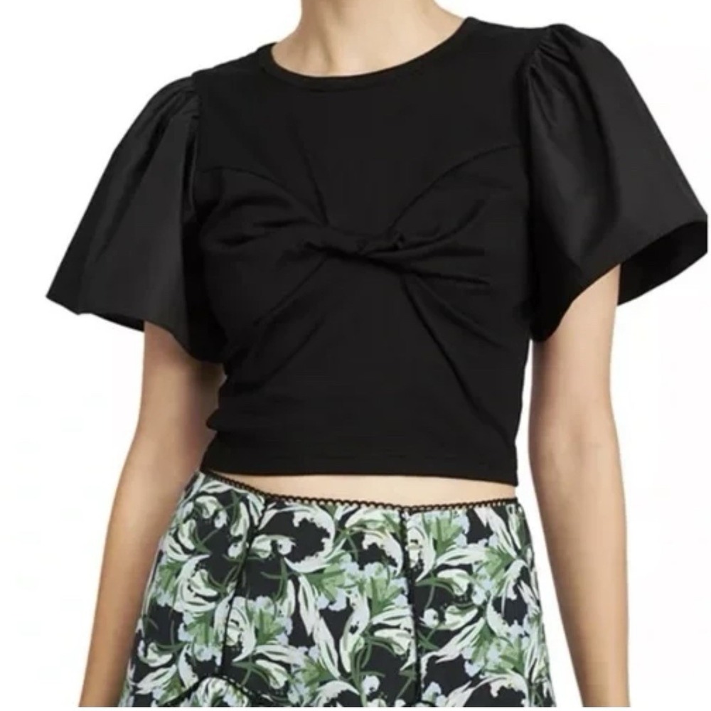 En Saisonโ Lettres Crop Top Medium Black Twist Front Puff Sleeves